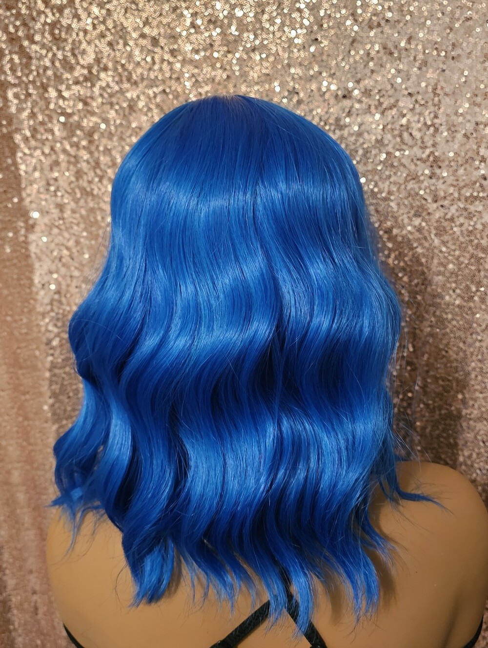 Wig - Picture 3 of 3